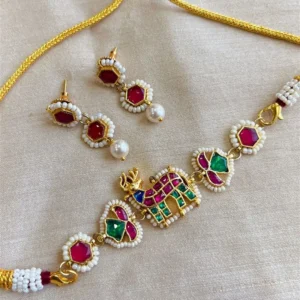 Ava Pacchi Kundan Deer mini sleek Choker